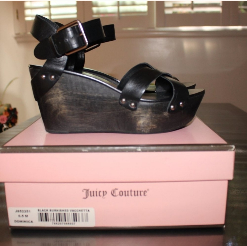 Juicy Couture Dominica Wedge 6.5